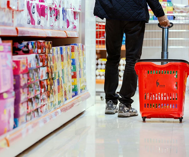 کالسکه فروشگاهی،چرخ خرید یا ترولی فروشگاهی